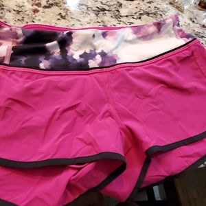 Lululemon size 2 speeds